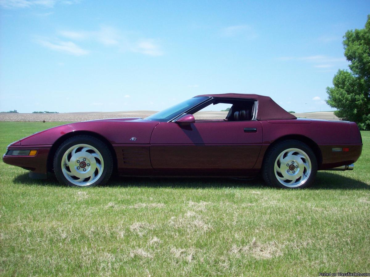 Photo 1993 Chevrolet Corvette 40th Anniversary Convertible