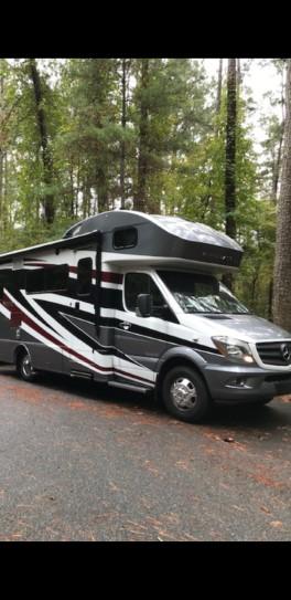 Photo 2016 Winnebago Navion Motorhome 24G