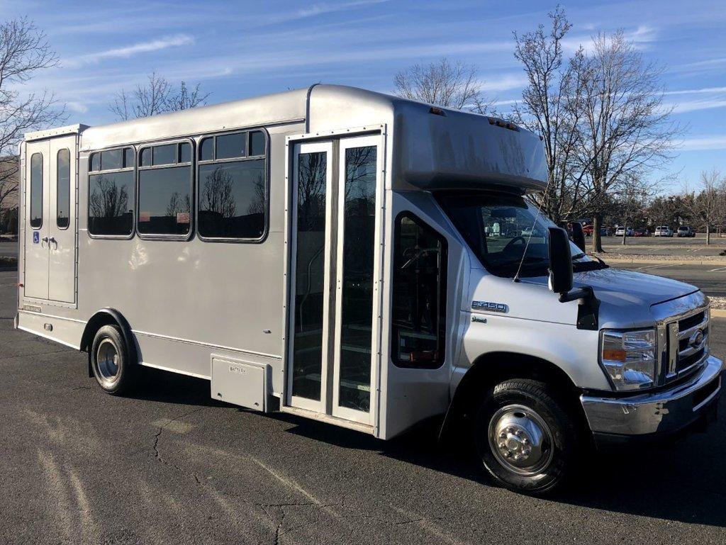 Photo 2014 Ford E450 Wheelchair Bus For Sale (A5060)