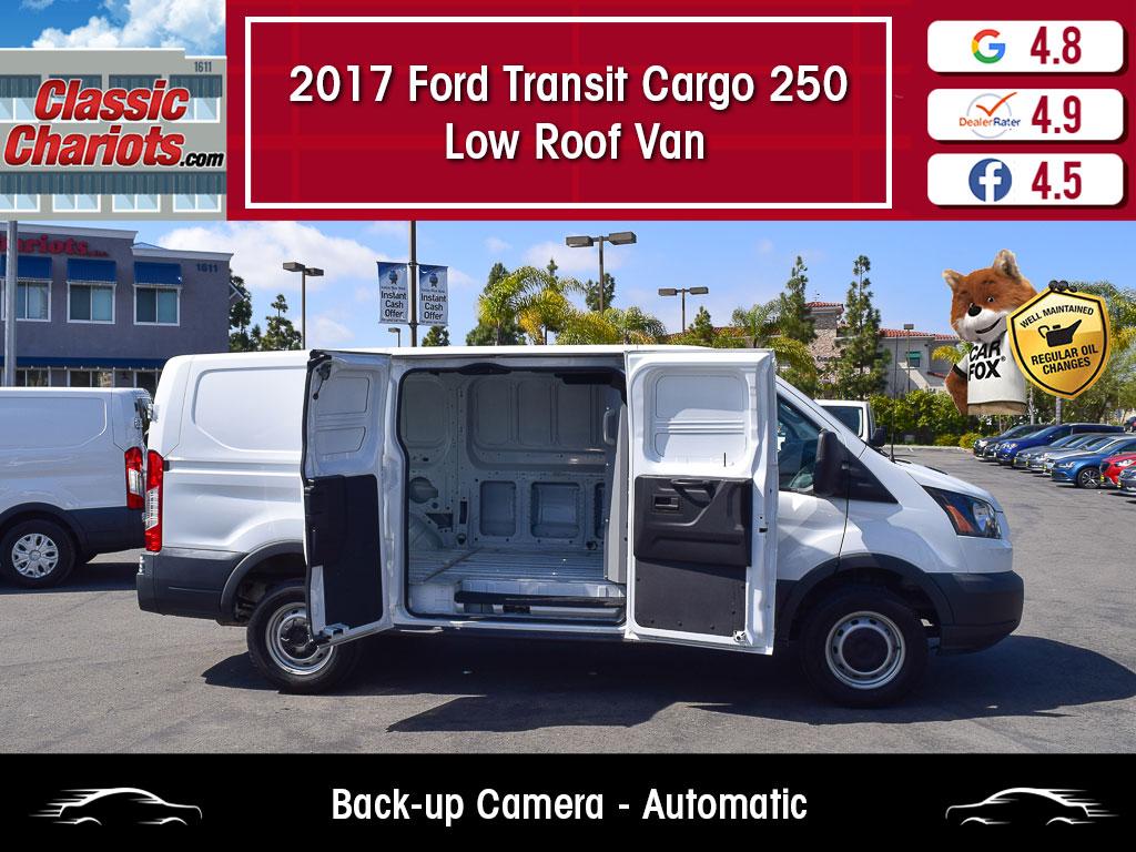 Photo Used 2017 Ford Transit Cargo 250 Low Roof Van for Sale in San Diego - 21370r