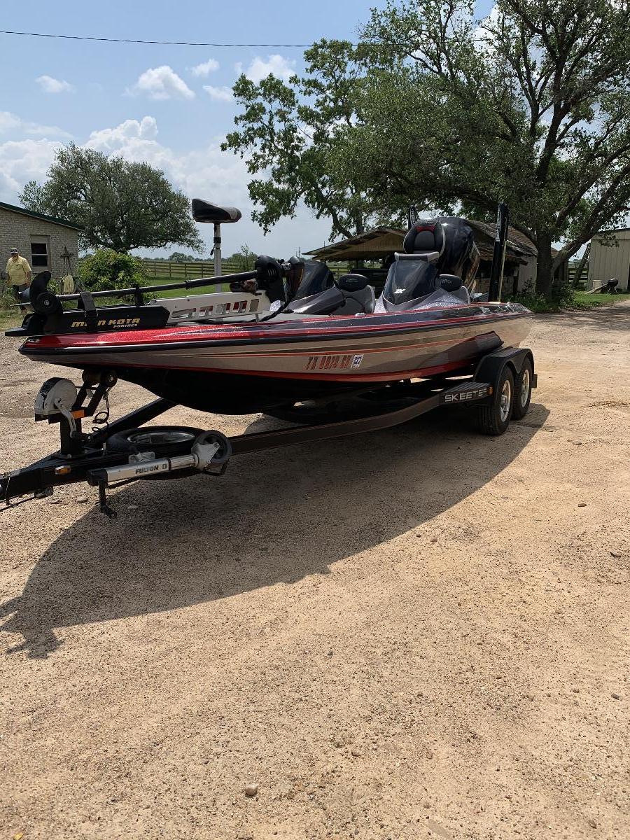 Photo 2015 skeeter zx 250 bass boat